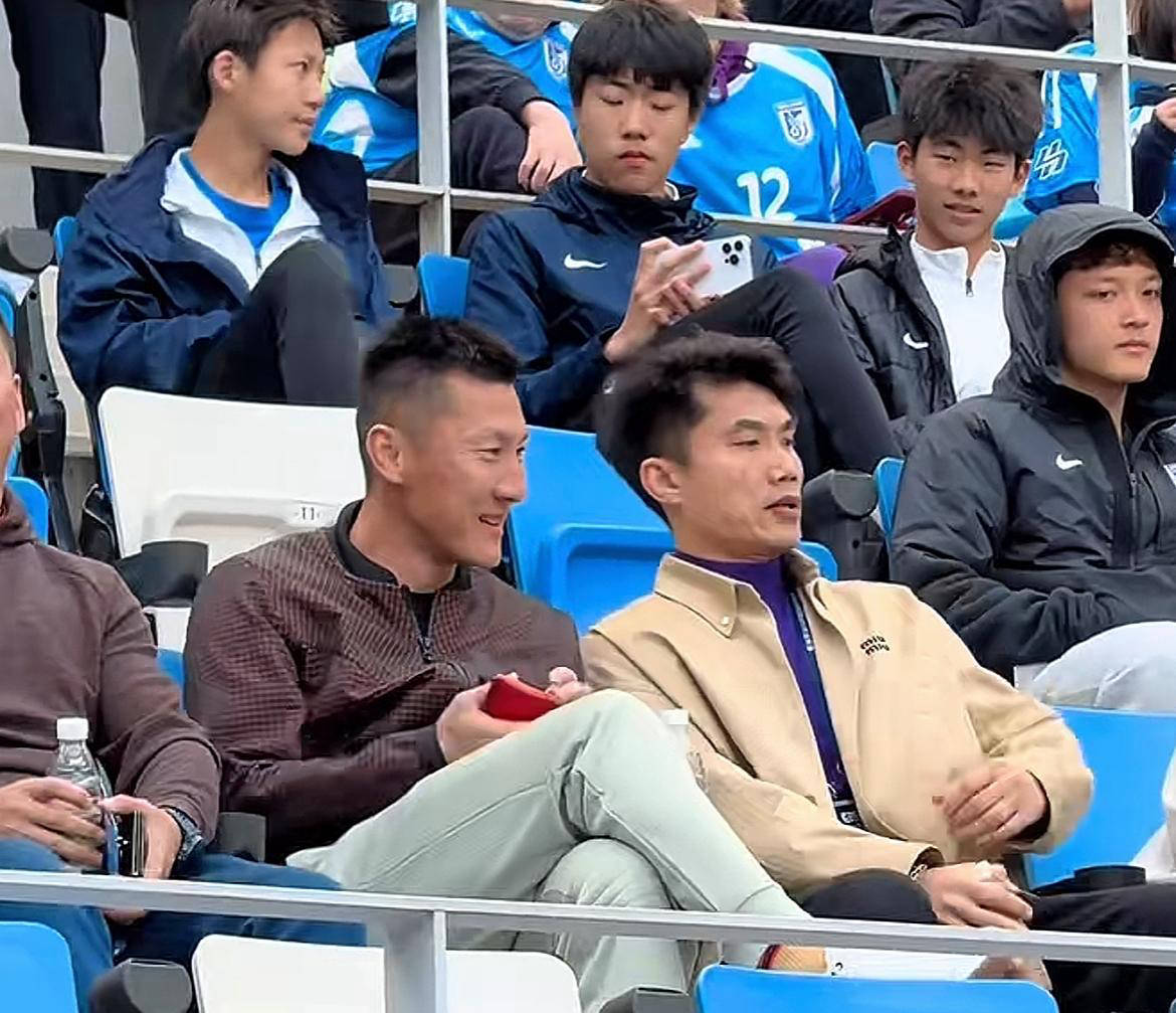 年轻球员崭露头角，为球队带来新希望的简单介绍