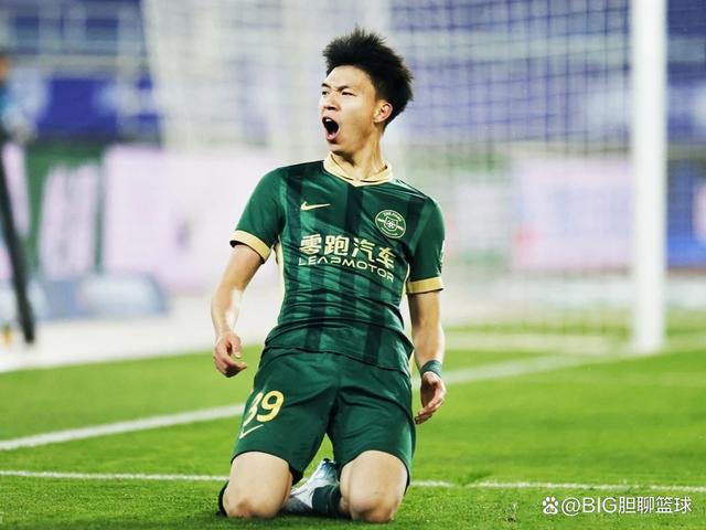 包含智勇双全！南亚新秀勇敢突围冲刺亚洲杯的词条