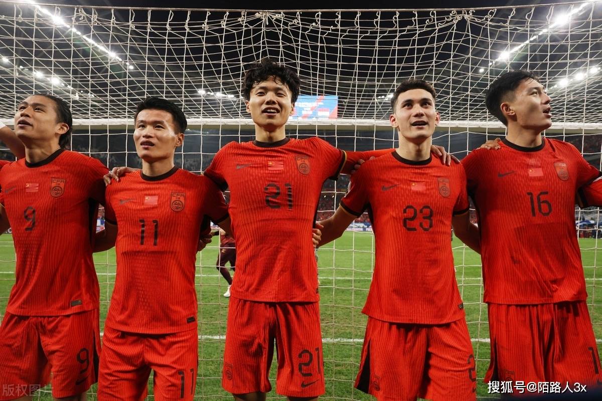 世预赛：日本2:0沙特喜提三连胜(世界杯2022亚洲预选赛日本vs沙特)