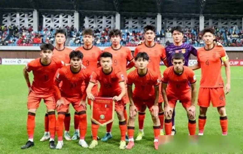 关于3-1！中国女足太强，冲击东亚冠军，宋凯督战，直播引热议的信息